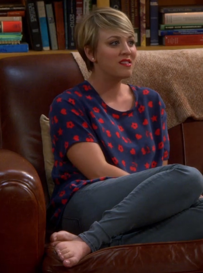 Kaley Cuoco Feet